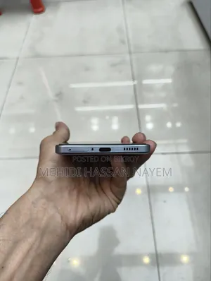 iQOO 256 GB Gray