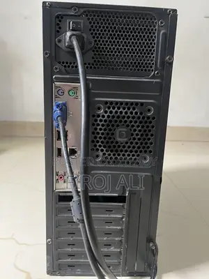 Desktop Computer Gigabyte 4GB Intel Core i5 SSD 128GB