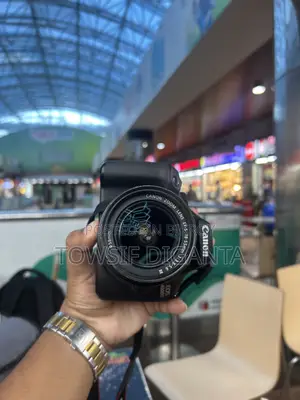 Canon EOS 4000D