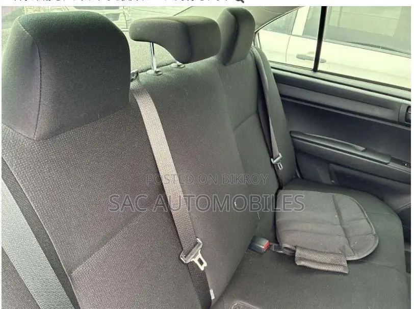 Toyota Axio 2021 Silver