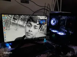 Desktop Computer Asus 16GB AMD Ryzen 5 SSD 512GB