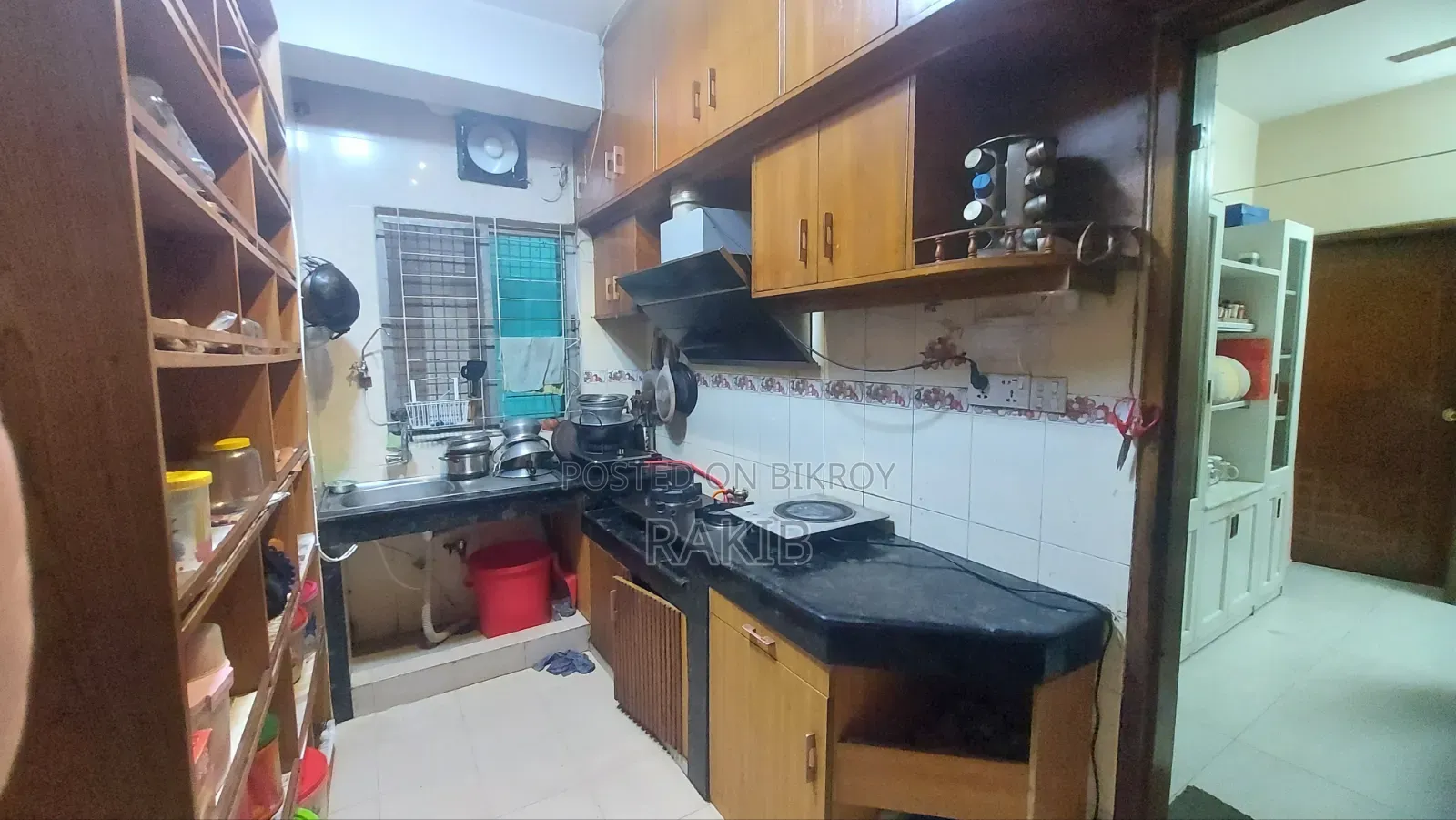 খিলগাঁওয়ে অবস্থিত ৫ বেডরুমের অ্যাপার্টমেন্ট বিক্রয়