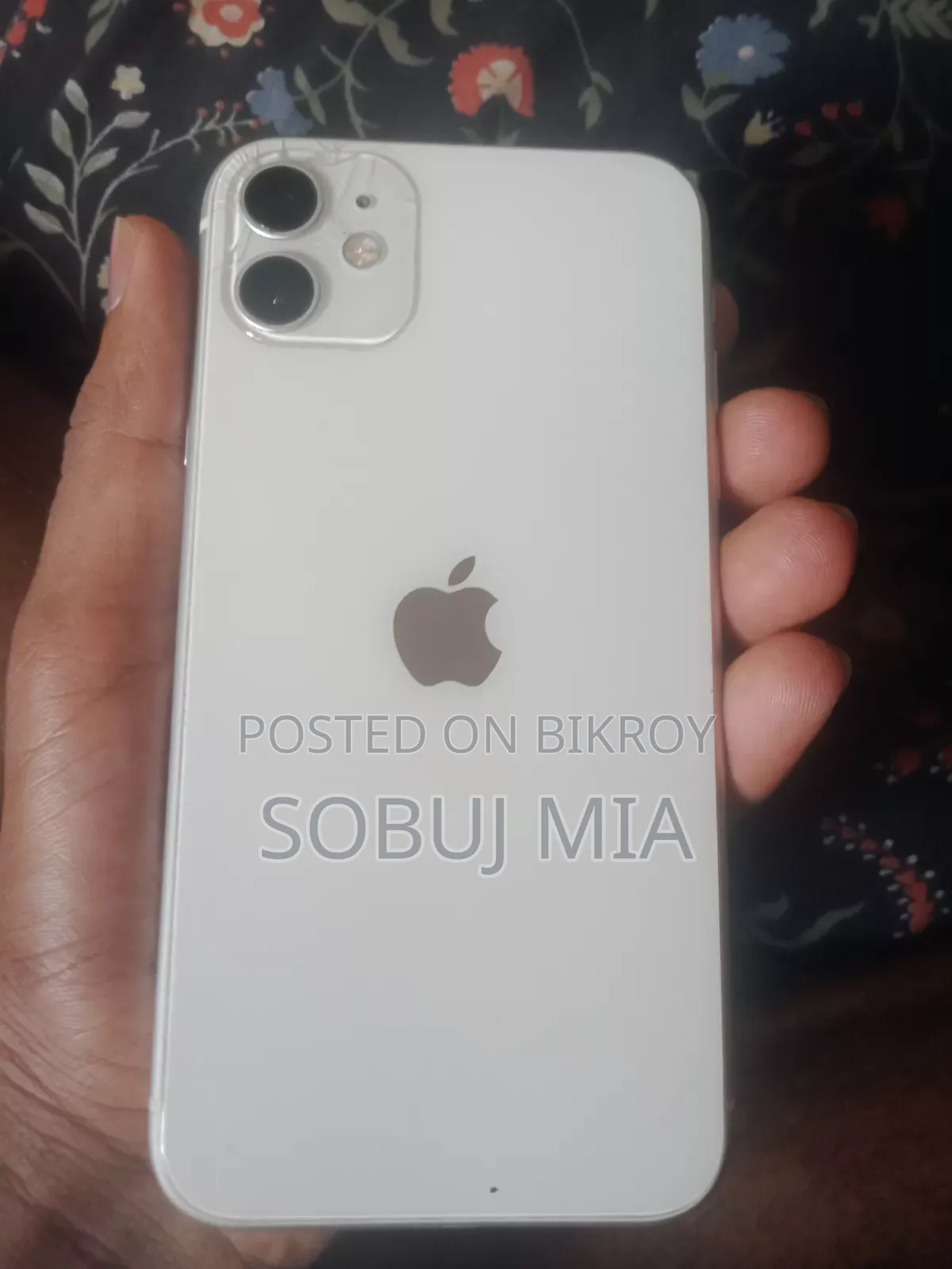 অ্যাপল আইফোন ১১ ২৫৬ জিবি সাদা