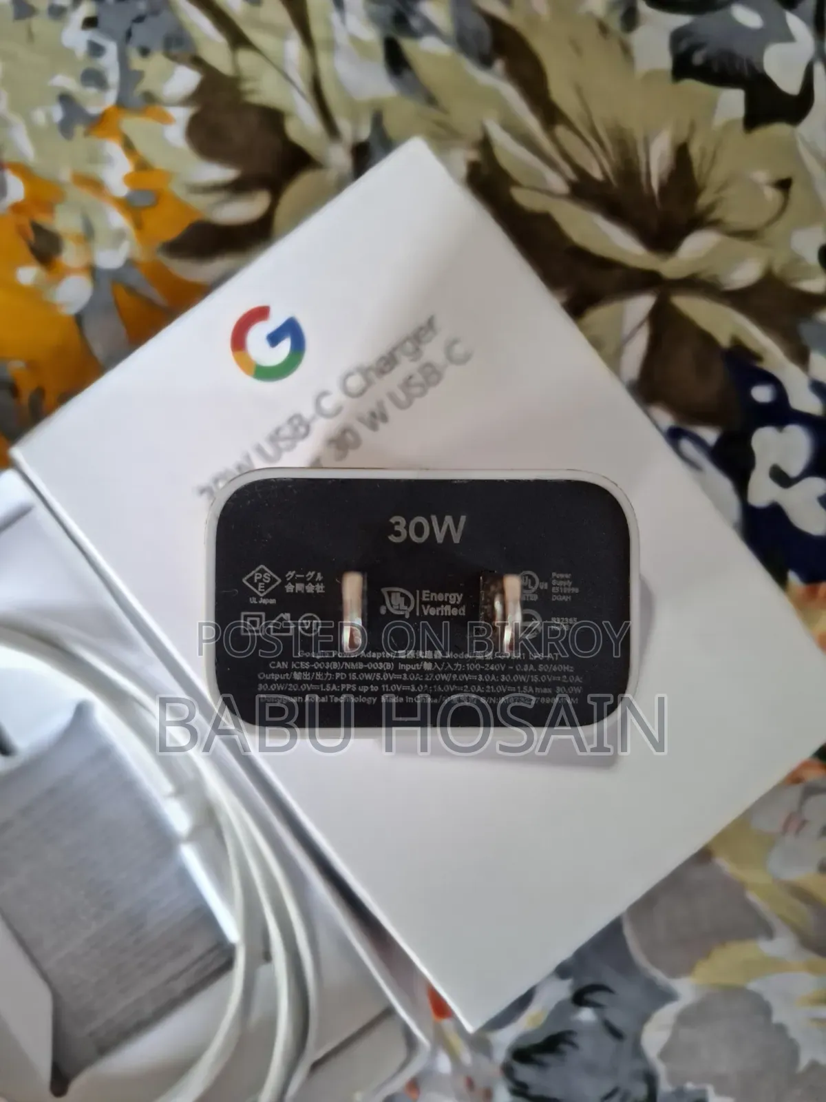 Google Pixel 8 Used 30 Watt Charger and Data Cable