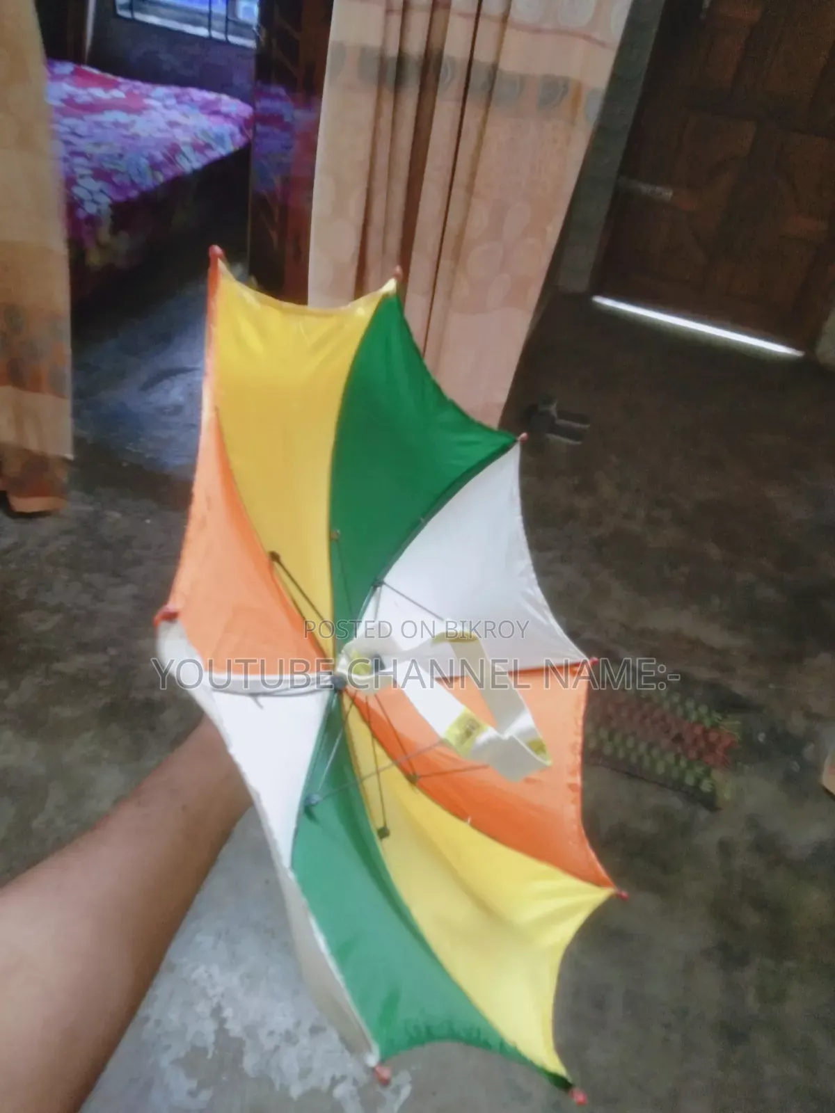 Beautiful and good quality umbrella with nice design for kids.