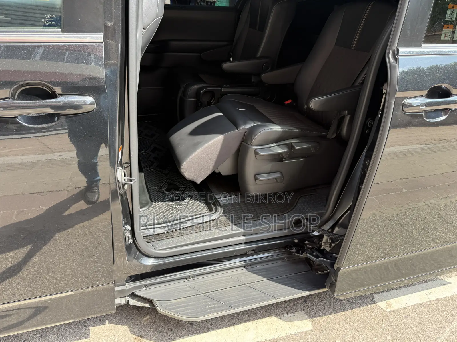 Toyota Noah 2023 Black