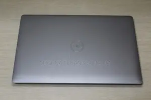 Laptop Dell 3GB Intel SSD 256GB