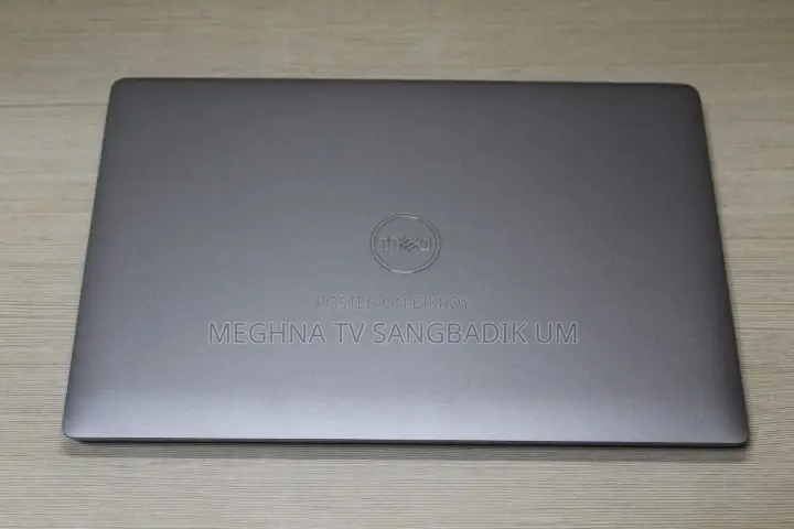 Laptop Dell 3GB Intel SSD 256GB