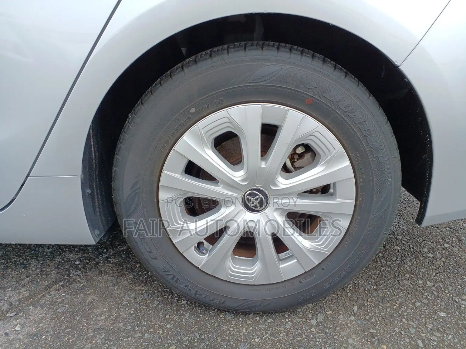 Toyota Prius 2021 Silver