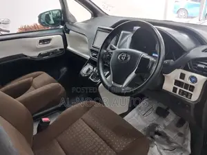 Toyota Noah 2021 Brown