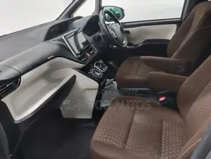 Toyota Noah 2021 Brown