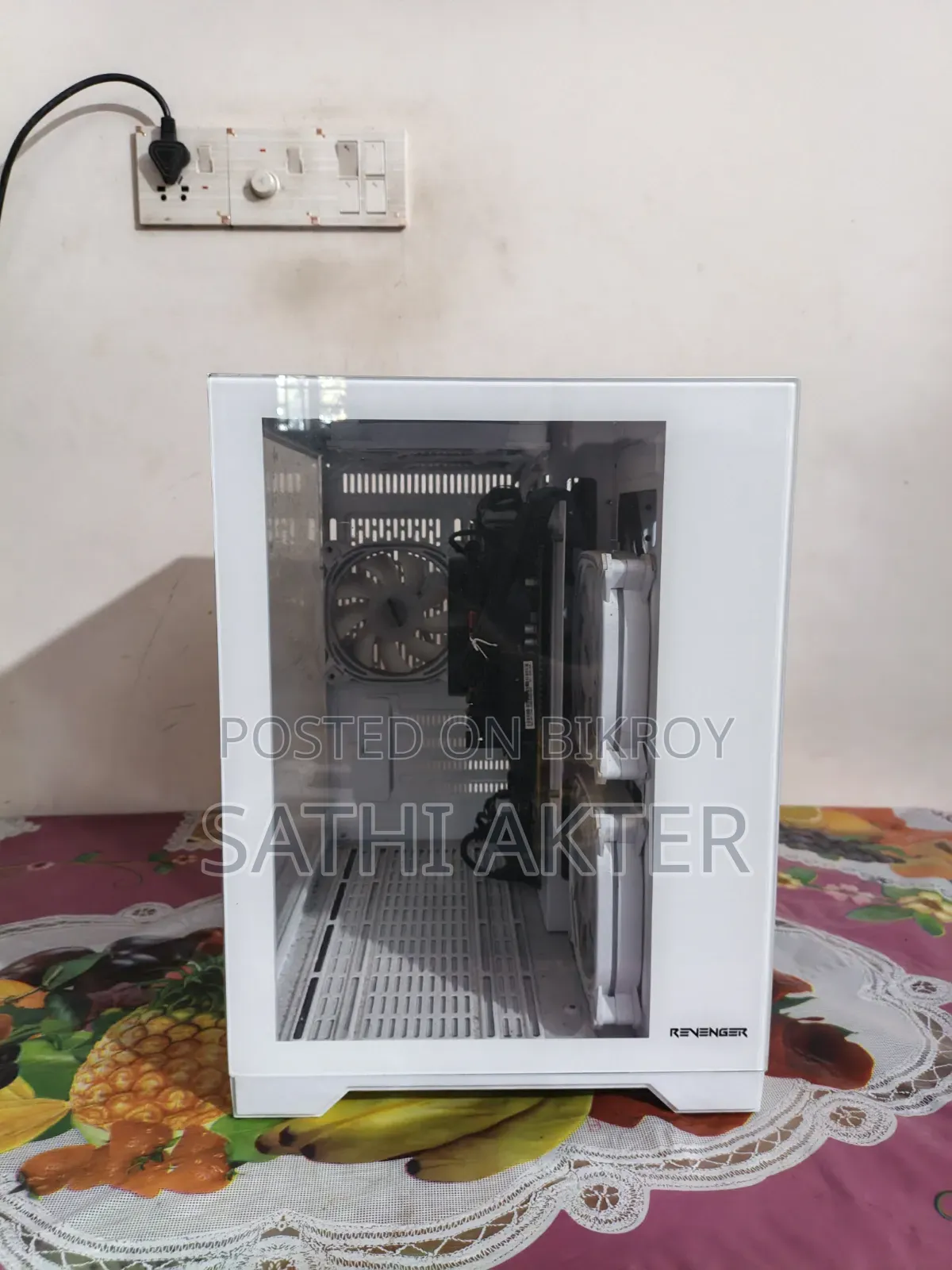 Desktop Computer MSI model 16GB AMD Ryzen 5 SSD 256GB