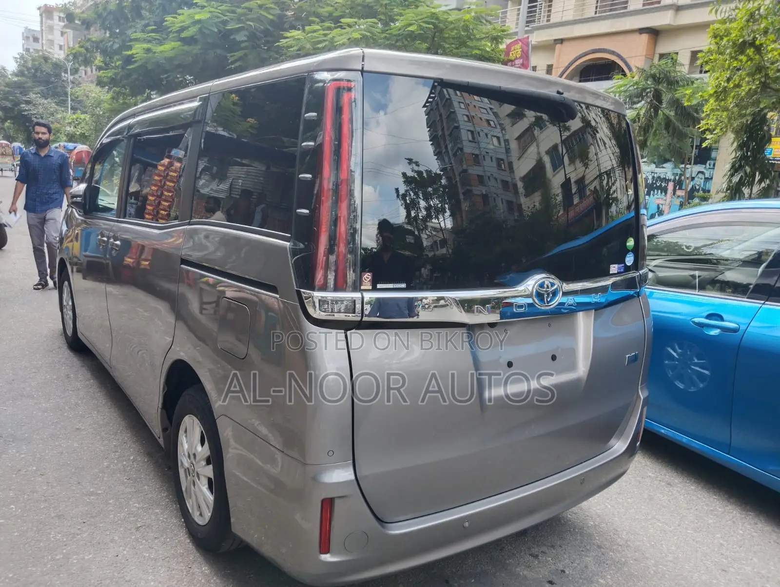 Toyota Noah 2021 Brown