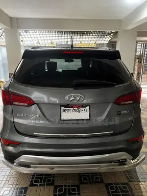 হুন্ডাই সান্টা ফে ২০১৭ ধূসর