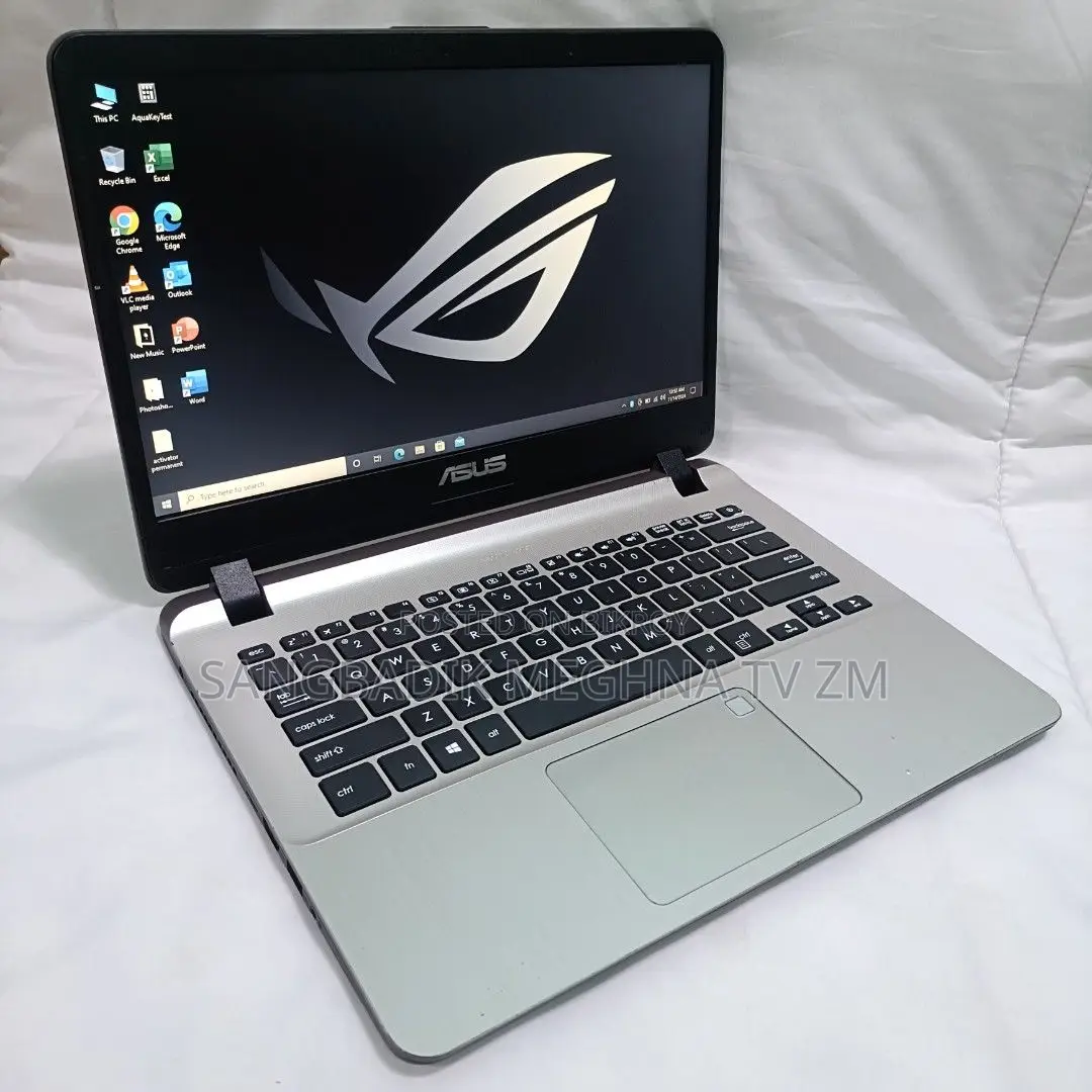 Laptop Asus 4GB Intel SSD 500GB