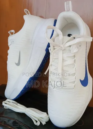 UK Nike Zoom X Invisible4
