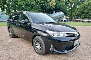 Toyota Corolla Fielder 1.5 Hybrid FWD 2018 Black