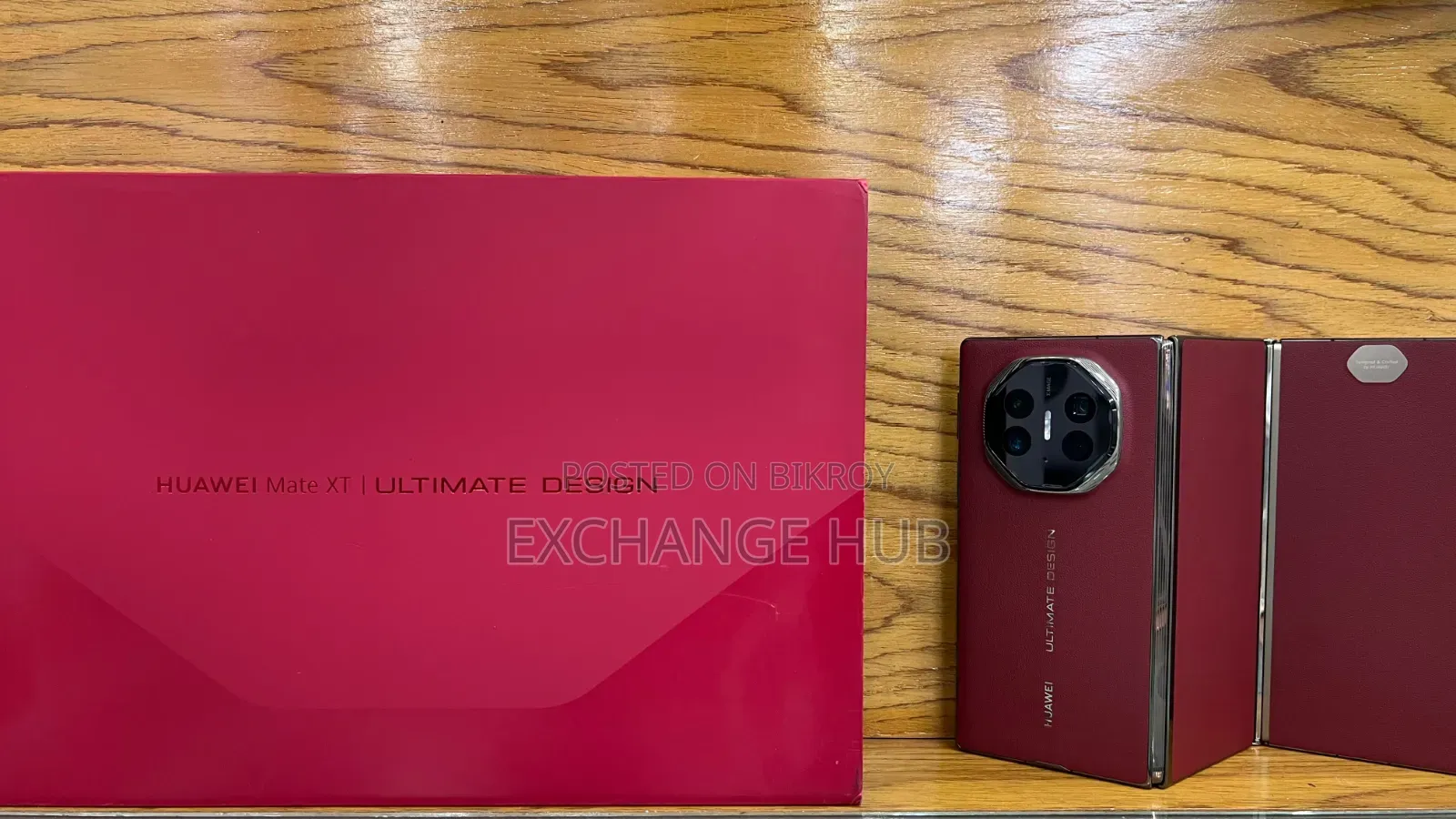 Huawei Mate XT Ultimate Design 1 TB Red
