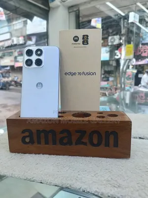 মোটোরোলা এজ ৭০ ফিউশন ২৫৬ জিবি হোয়াইট