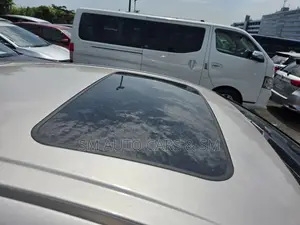 টয়োটা প্রিউস ২০২১ বেইজ