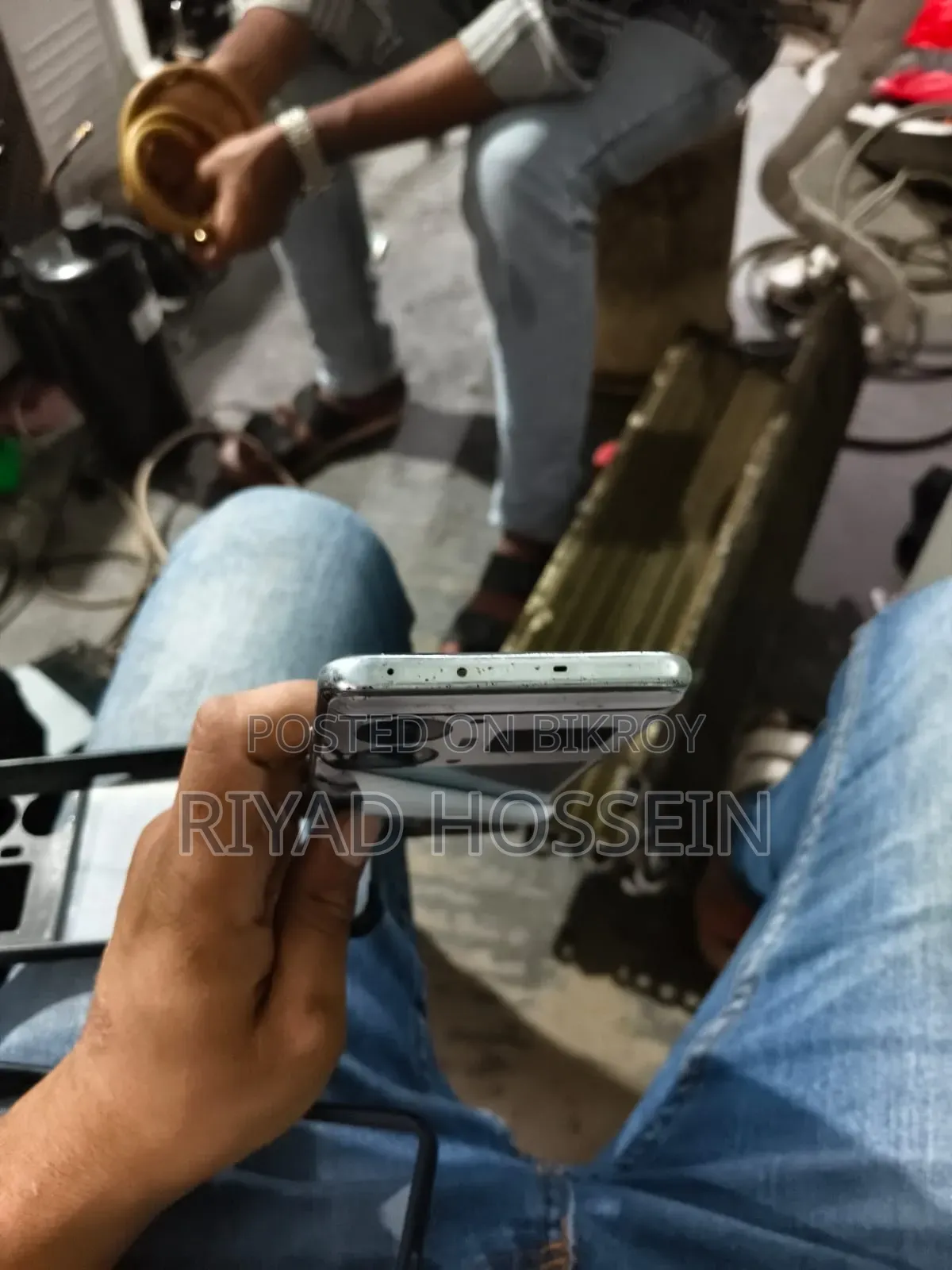 রিয়েলমি জিটি ৫জি ২৫৬ জিবি সিলভার