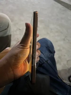 Vivo Y28 256 GB Rose Gold