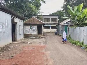 ৮ শতাংশ জমি বিক্রি হচ্ছে