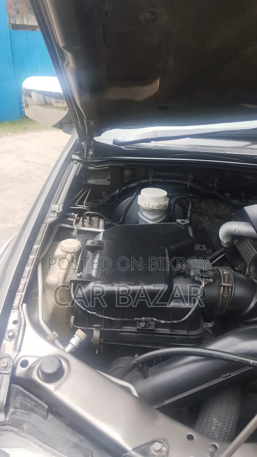 মিতসুবিশি এল২০০ ২০১১ গ্রে