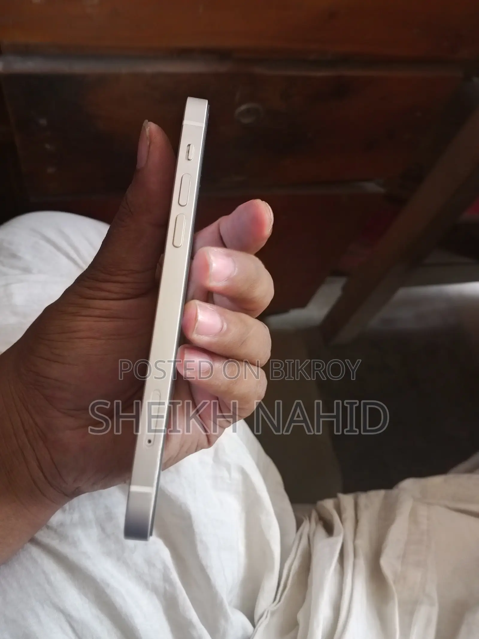 অ্যাপল আইফোন ১২ ১২৮ জিবি হোয়াইট
