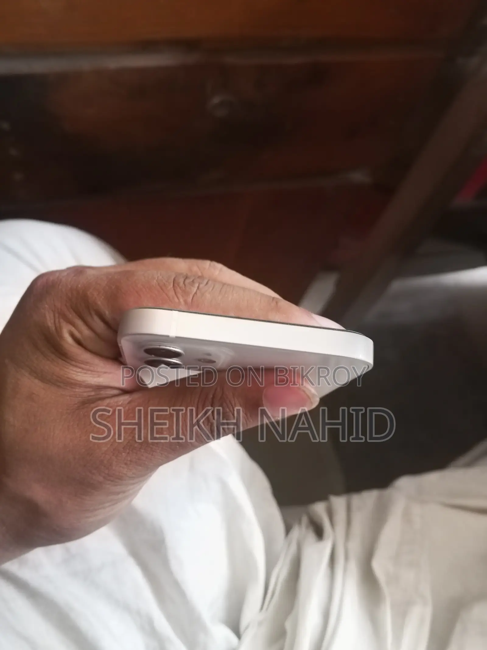 অ্যাপল আইফোন ১২ ১২৮ জিবি হোয়াইট