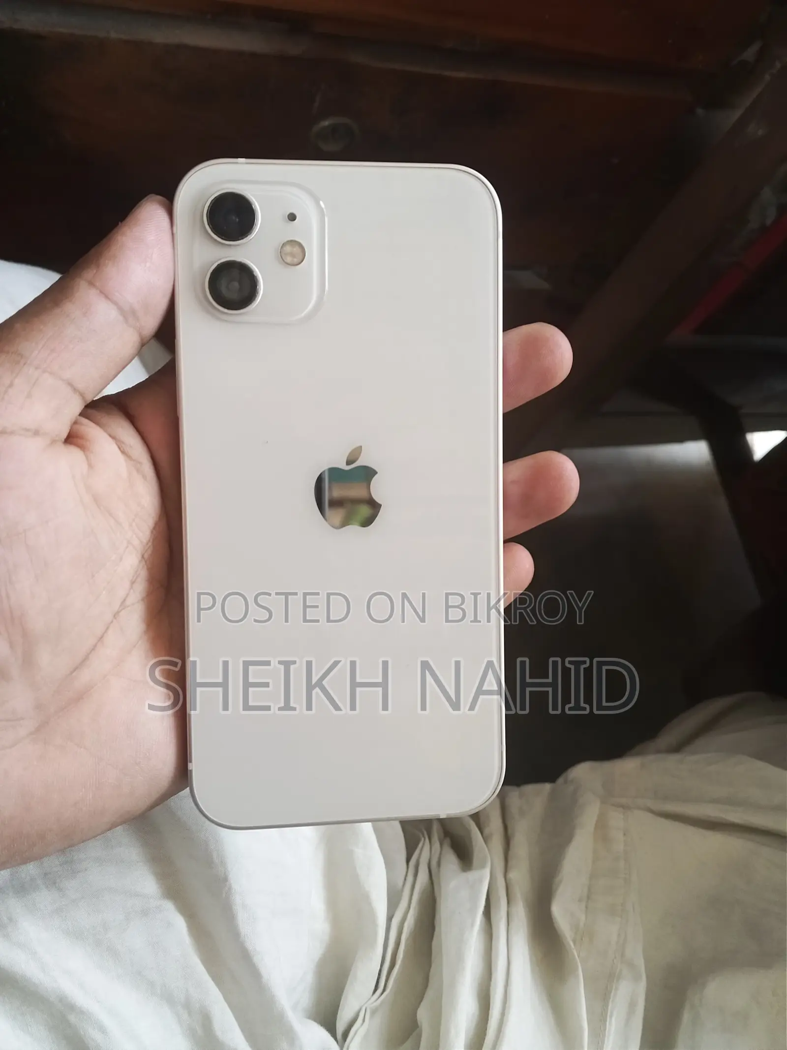 অ্যাপল আইফোন ১২ ১২৮ জিবি হোয়াইট