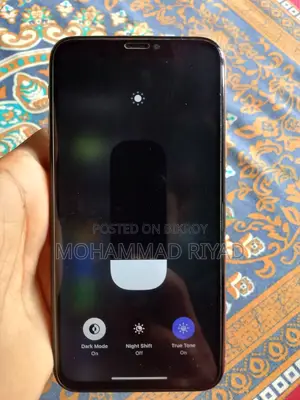 অ্যাপল আইফোন এক্সএস ২৫৬ জিবি হোয়াইট