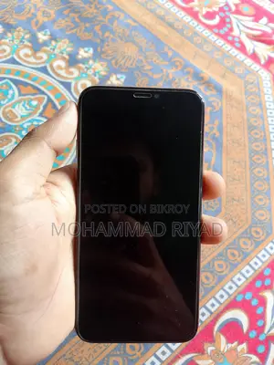 অ্যাপল আইফোন এক্সএস ২৫৬ জিবি হোয়াইট