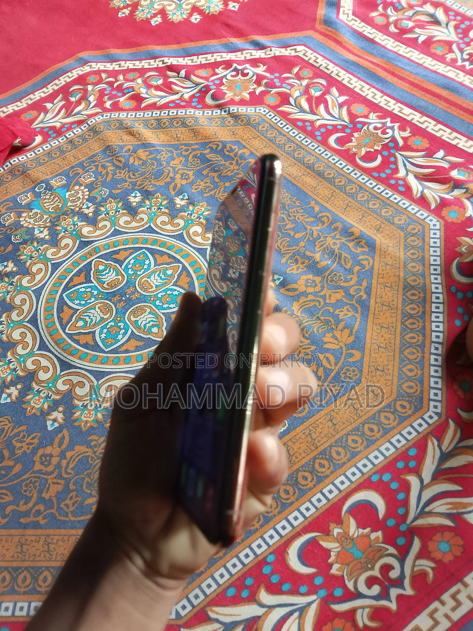 অ্যাপল আইফোন এক্সএস ২৫৬ জিবি হোয়াইট