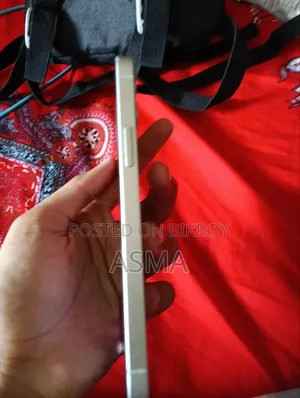 অ্যাপল আইফোন ১২ ১২৮ জিবি হোয়াইট