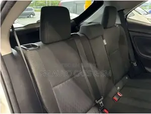 টয়োটা ইয়ারিস ক্রস ২০২১ পার্ল