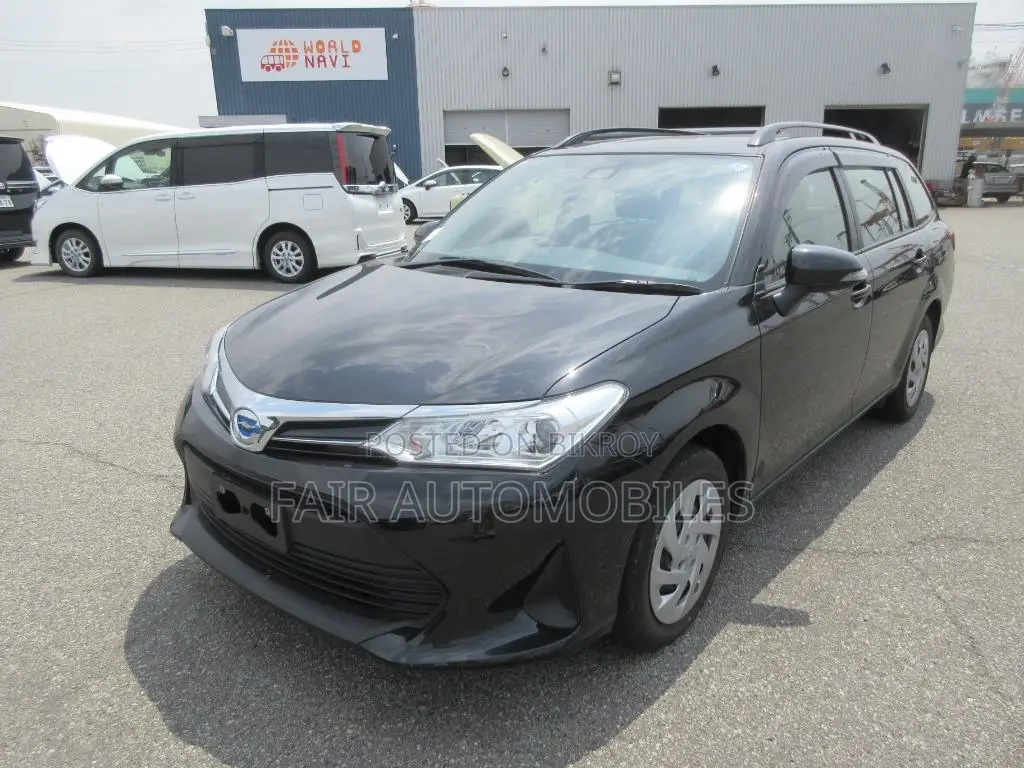 Toyota Corolla Fielder 2021 Black