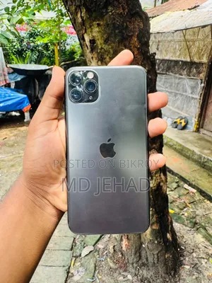 অ্যাপল আইফোন ১১ প্রো ম্যাক্স ৬৪ জিবি ব্ল্যাক