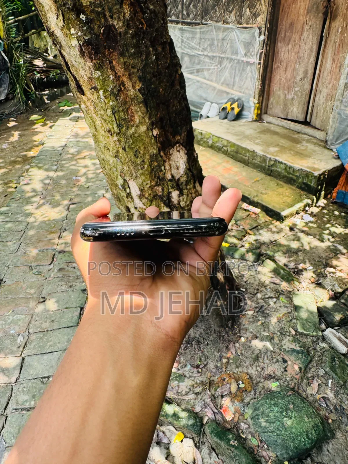 অ্যাপল আইফোন ১১ প্রো ম্যাক্স ৬৪ জিবি ব্ল্যাক