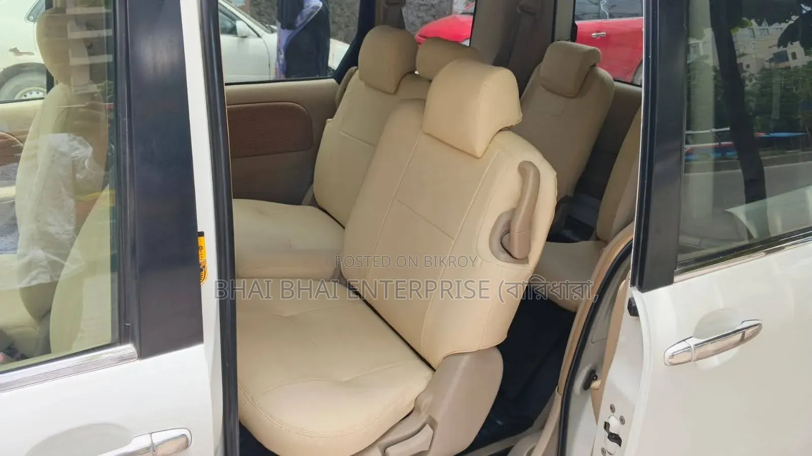 Toyota Sienta 2011 Pearl