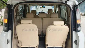 Toyota Sienta 2011 Pearl