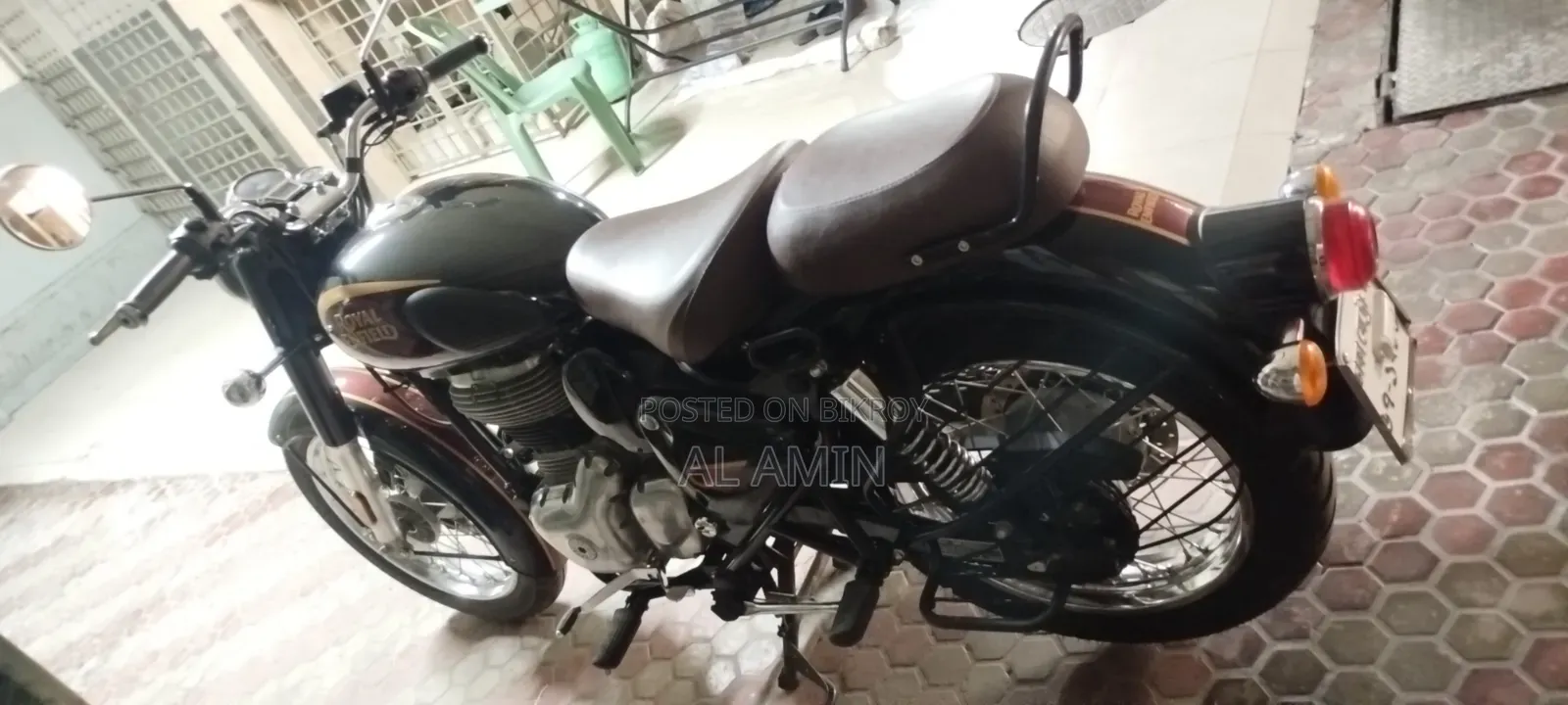 Royal Enfield Classic 350 2024 Black