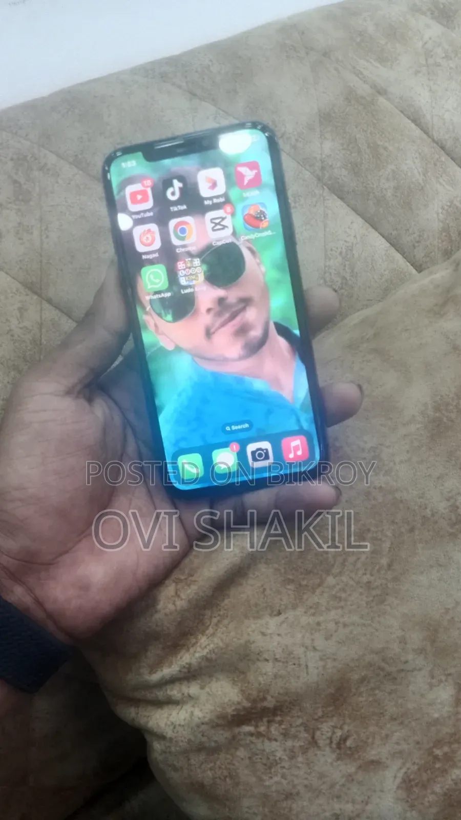 অ্যাপল আইফোন এক্স ২৫৬ জিবি কালো