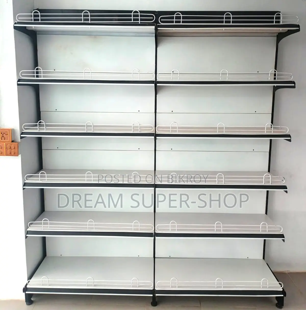 Grocery Wall Gondola – Built for Premium Retail Stores