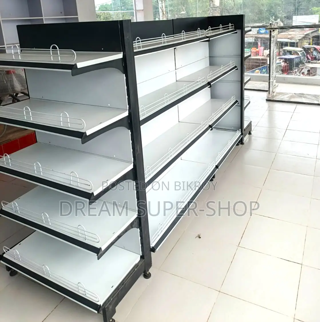 Grocery Wall Gondola – Built for Premium Retail Stores