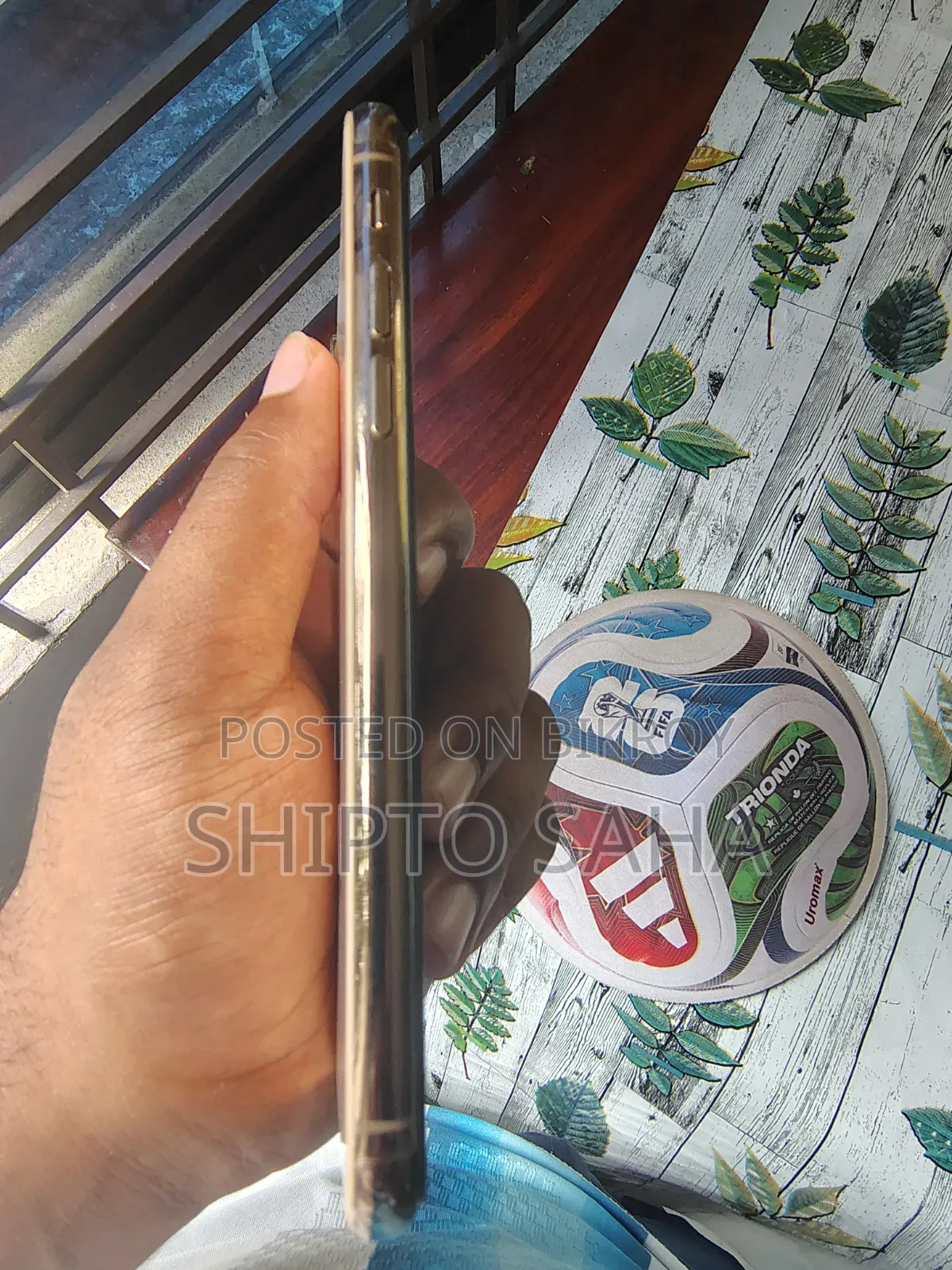 অ্যাপল আইফোন এক্সএস ৬৪ জিবি গোল্ড
