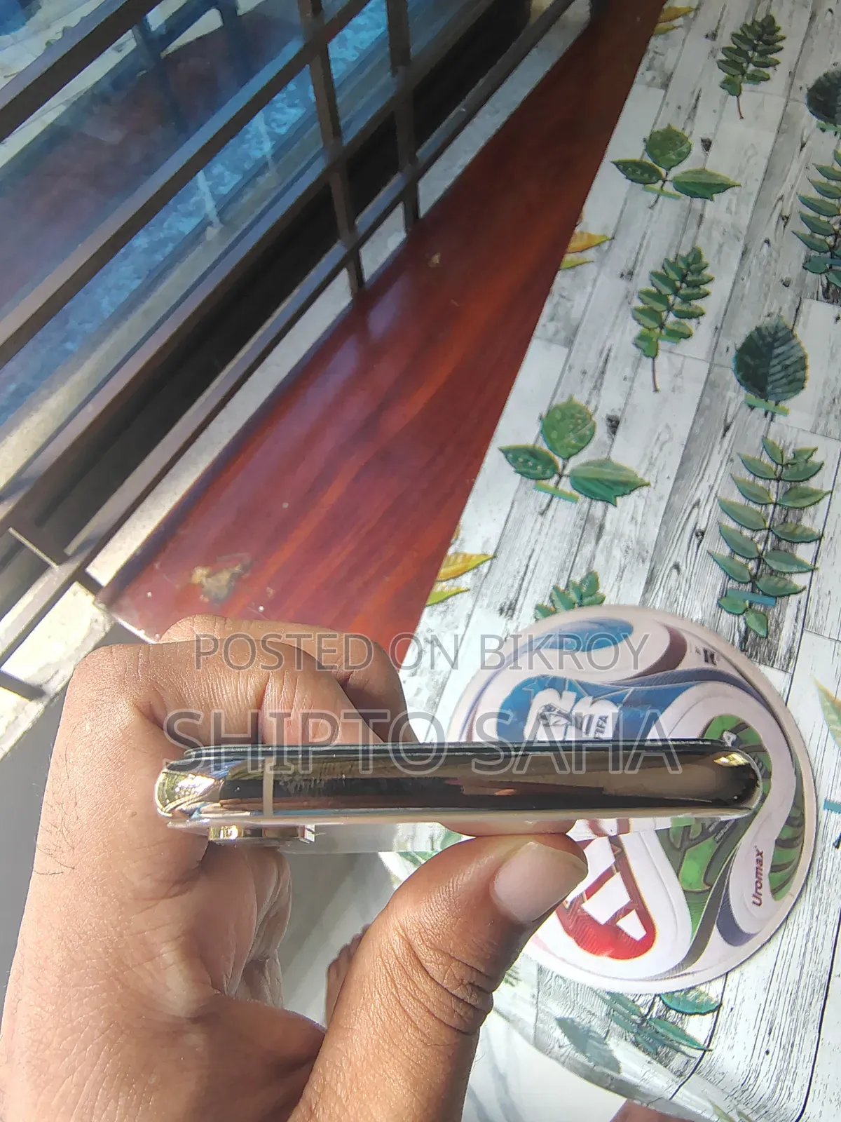 অ্যাপল আইফোন এক্সএস ৬৪ জিবি গোল্ড