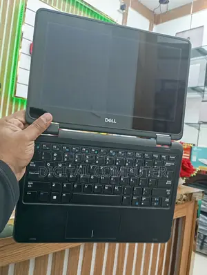 Laptop Dell Latitude 3190 2-in-1 8GB Intel Pentium SSD 128GB