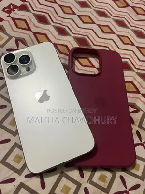 New Apple iPhone 15 Pro Max 256 GB Silver