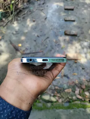 সিম্ফোনি জেড৬০ ৬৪ জিবি গ্রিন